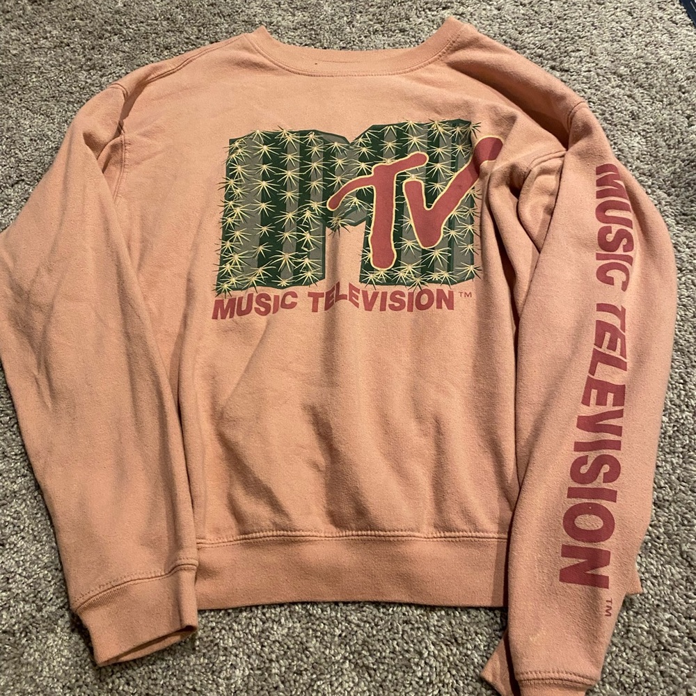 Size small MTV crewneck